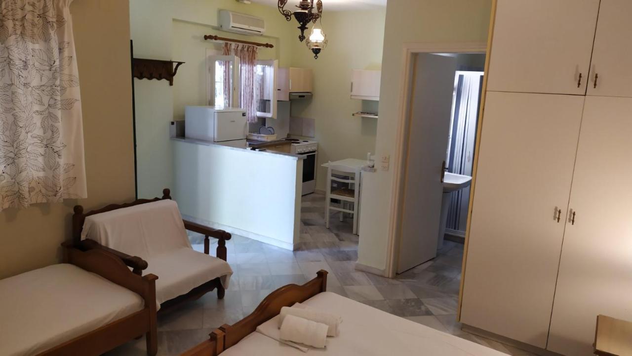 Grivas Apartments Sívota Rom bilde