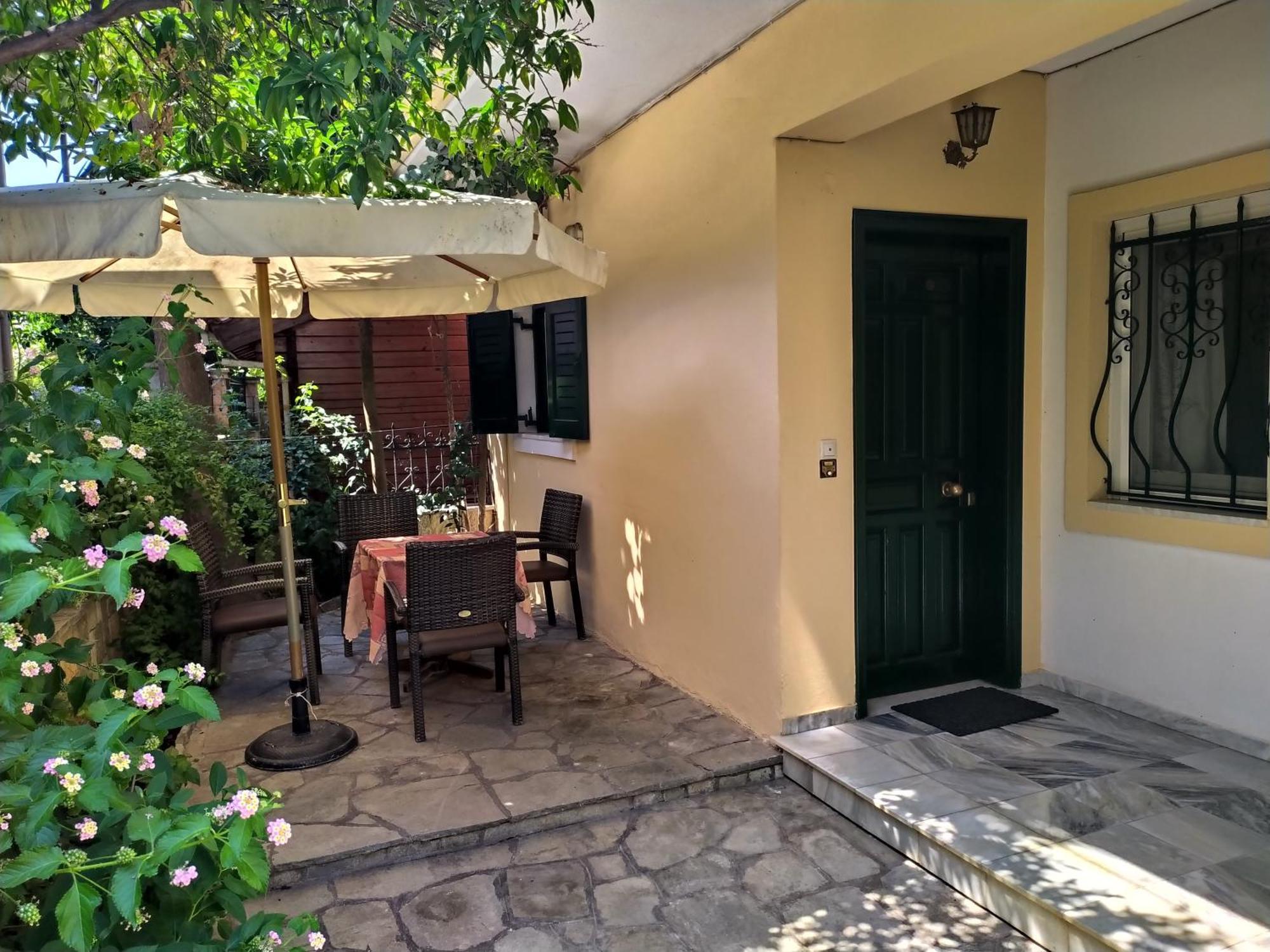 Grivas Apartments Sívota Eksteriør bilde